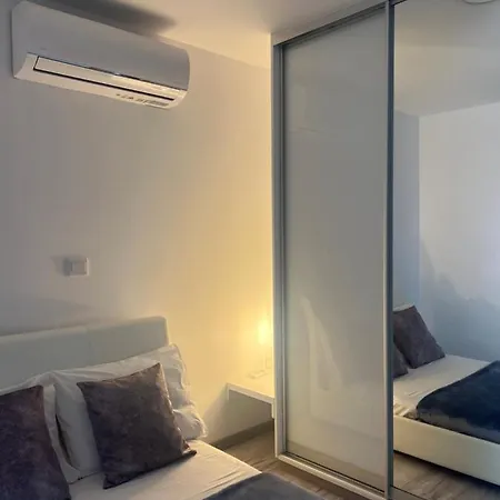 Luxury Lavender Apartmán