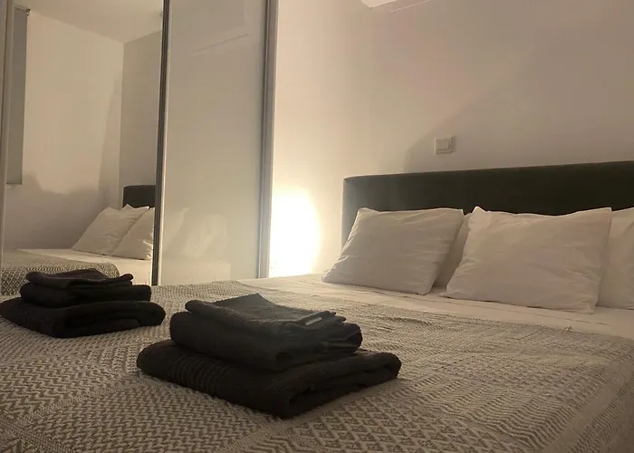 Luxury Lavender Appartement Larnaca