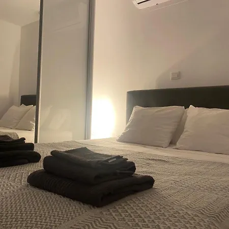 Luxury Lavender Apartment Larnaca